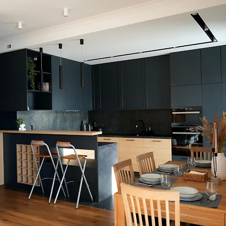 Apartmán M4 Luxury In The Center - Klimatyzacja, Parking, Balkon, Atlas Arena, Wytwornia, Piotrkowska Lodž