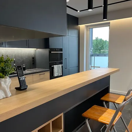 Apartmán M4 Luxury In The Center - Klimatyzacja, Parking, Balkon, Atlas Arena, Wytwornia, Piotrkowska Lodž